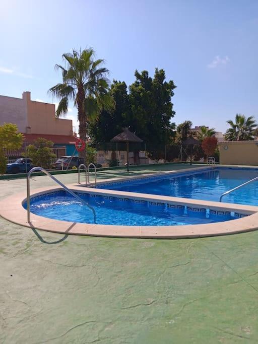 Cozy Bungalow In Urb La Marina With Shared Pool San Fulgencio Екстер'єр фото